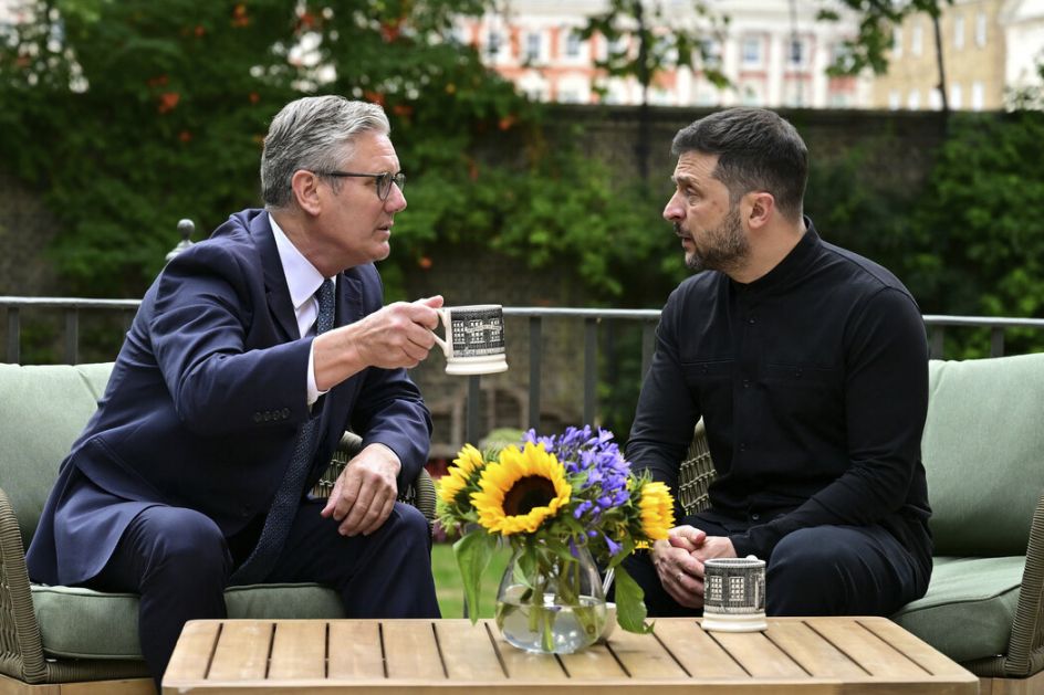 Zelenski stigao u London na sastanak sa Starmerom