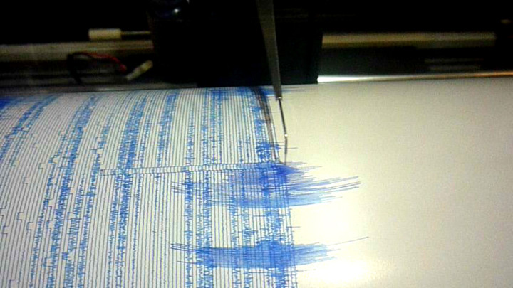 Zemljotres jačine 6,2 stepana pogodio Indoneziju