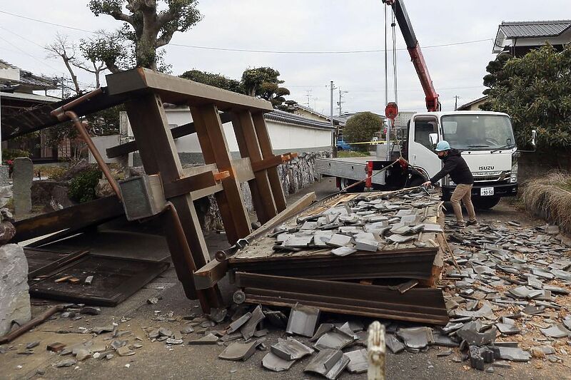 Zemljotres jačine 6,6 pogodio Japan: Ima povrijeđenih, problemi sa snabdijevanjem strujom i vodom
