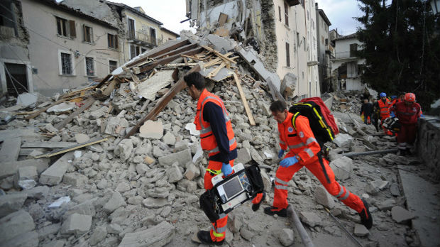 Sto dvadeset žrtava zemljotresa u Italiji, stotine povređenih