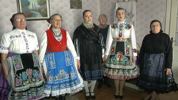 Žene iz sela Pivnice čuvaju tradiciju Slovaka