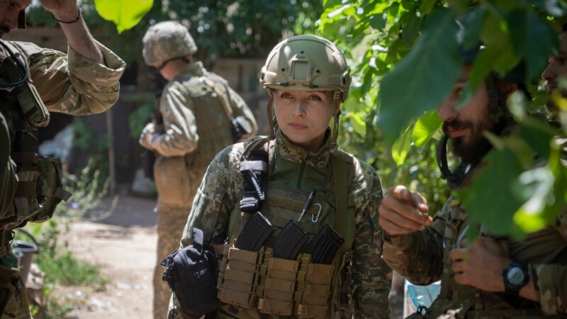 Žene u ratu: Ukrajinske vojnikinje sanjaju o slobodi, bore se za opstanak