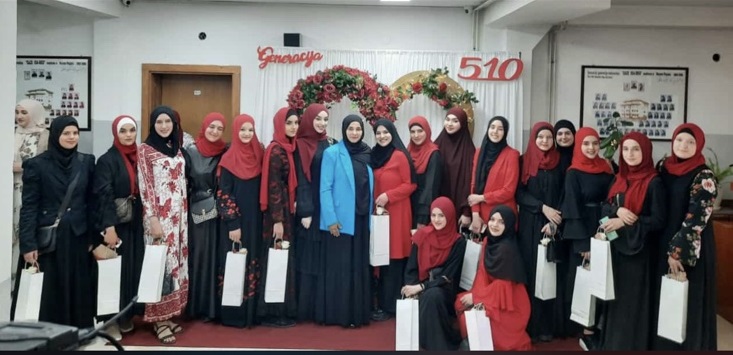 Ženska Medresa Gazi Isa-beg ispratila 510 generaciju maturantica