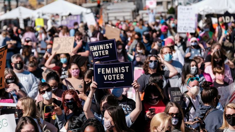 Ženski marš u gradovima širom SAD uprkos pandemiji 