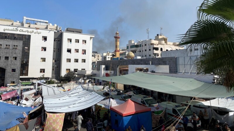 Hiljade ljudi pobegle iz glavne bolnice u Gazi, dok se oko vode žestoke borbe