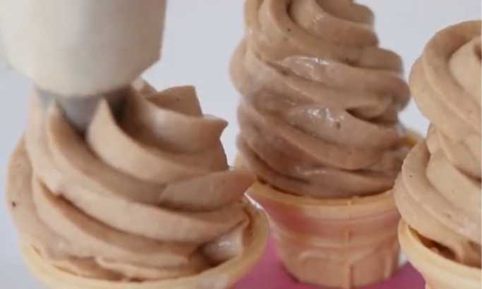 Zimski sladoled od samo dva sastojka (VIDEO)