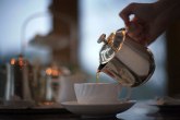 Zlatno iskustvo: Šolja čaja i kraljevski ugođaj od 600 evra