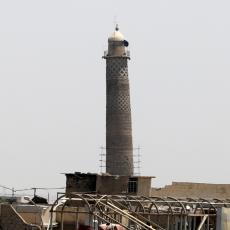 Znaju da im NEMA SPASA! Islamska država digla u vazduh NAJVEĆU džamiju u Mosulu
