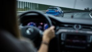 Znate li koliko više goriva troši automobil kada vozite 160 km/h umesto 100 km/h?