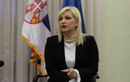 
					Zorana Mihajlović: Nema podela u SNS zbog Nikolića 
					
									