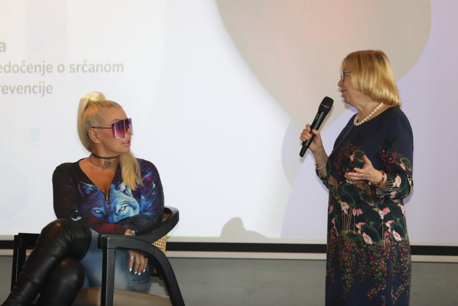 Zorana Pavić o emocijama i znacima koje joj telo šalje da uspori: „Drugi su mi izranjavili srce, a ni ja ga ne štedim“