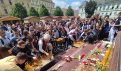 Zrenjaninski učenici i nastavnici uputili podršku povodom tragedije u školi Vladislav Ribnikar