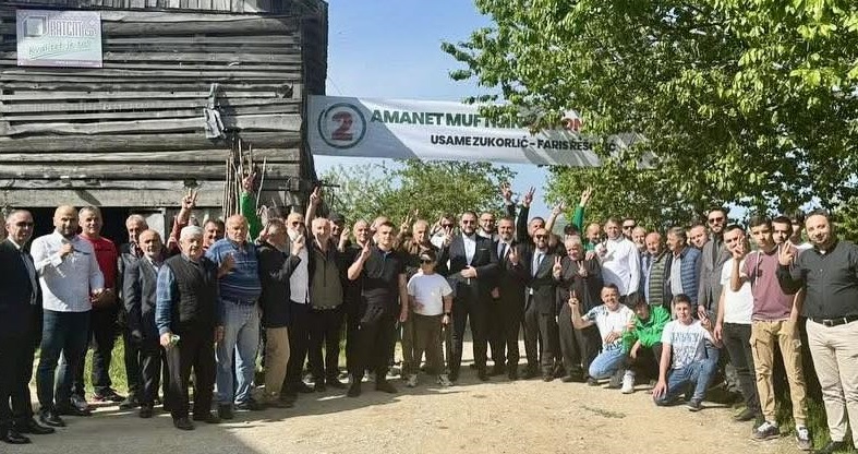 Zukorlić najavio investicije u Paljevo – Za asfalt i školu 450.000 eura