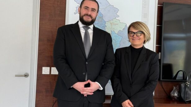 Zukorlić sa direktorkom Elektrodistribucije o stabilnom snabdijevanju električnom energijom u Sandžaku