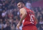 Zvezda dobila prelazni trofej, Lazić po 23. put podigao pehar u crveno-belom dresu VIDEO