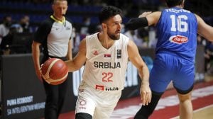Zvezda nudi deset miliona evra Miciću: Grčki mediji otkrili plan crveno-belih
