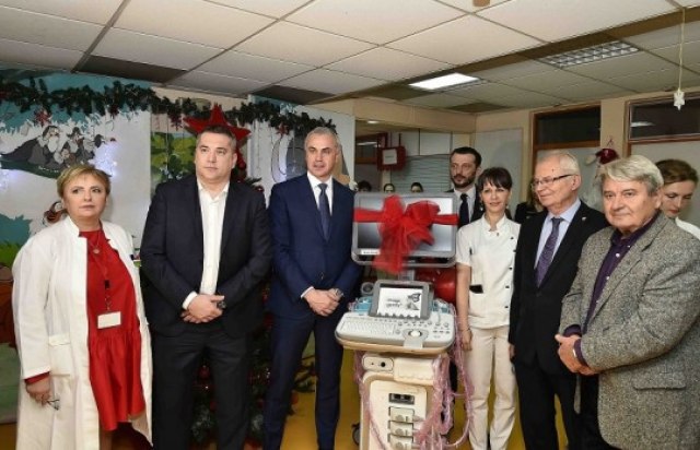 Zvezdaši obezbedili ultrazvuk Klinici za dečiju hirurgiju i ortopediju u Nišu