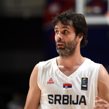 Zvezdin pozdrav legendi: Dirljiv snimak posvećen Milošu Teodosiću (VIDEO)