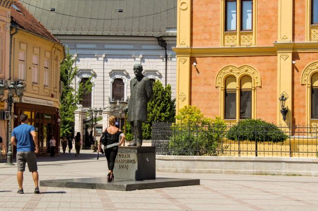 „Ала је леп oвај свет, oнде поток, oвде цвет“ – на данашњи дан умро један од најпознатијих Новосађана на чијим песмама одрастају сва деца