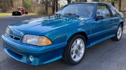 Na prodaju 1993 Ford Mustang SVT Cobra sa samo 56 pređenih km